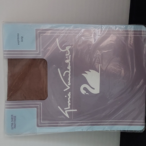 Espresso Long Pantyhose Gloria Vanderbilt Sandlefoot, Cotton lined Panel,Satiny - Picture 1 of 2